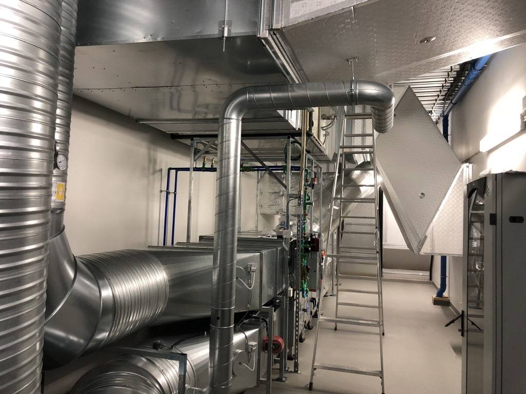 Ventilatsiooniseade ja torustik tehnoruumis